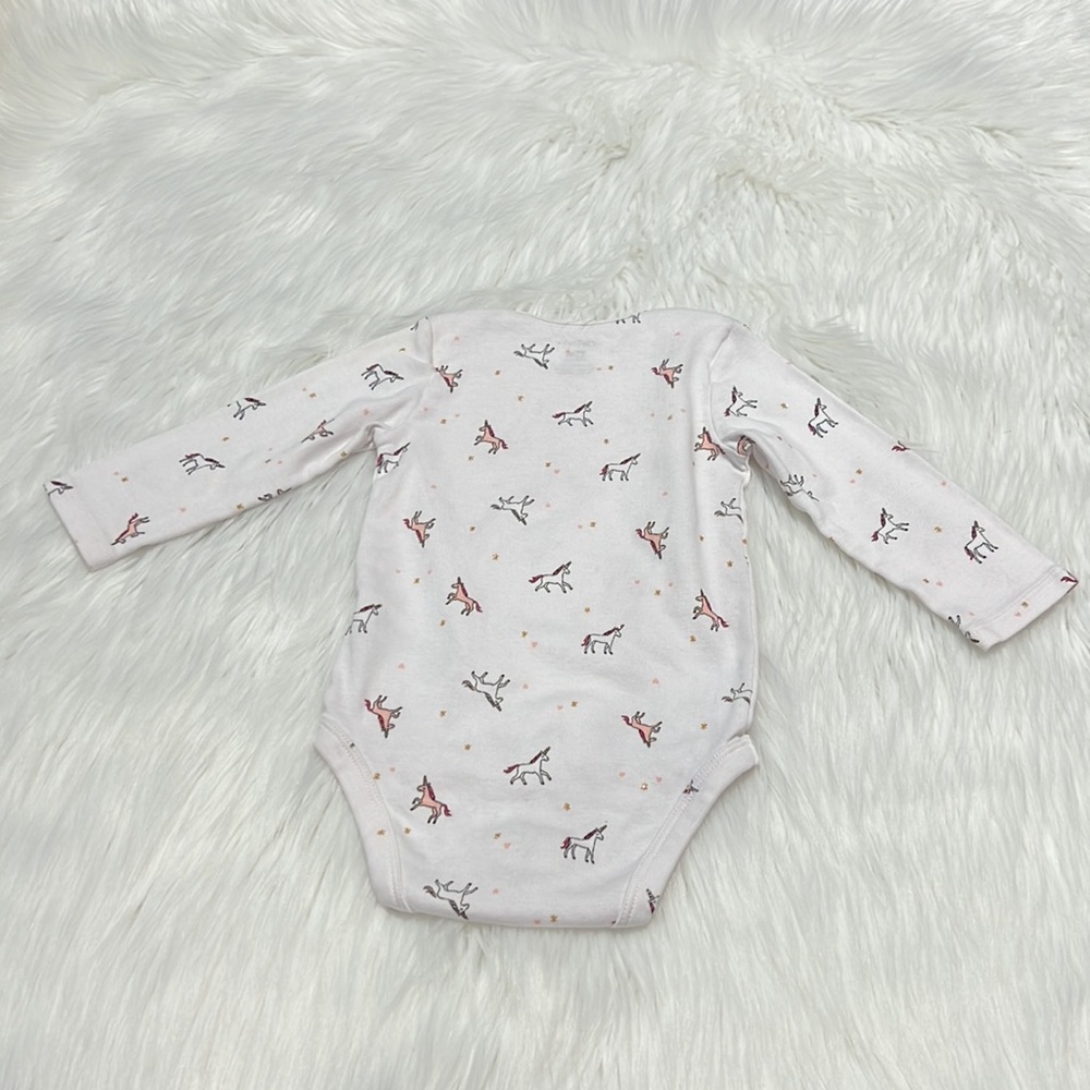 💝 10/$10 💝 Unicorn Long Sleeve CARTER'S Onesie Size 12 months - Picture 5 of 9